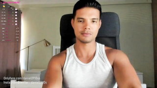 Daniel0910s muscular submissive on cam BDSM style sex video