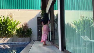 Sweetie Fox poolside Nami blowjob BDSM sex video
