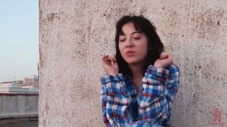 Brunette posing in plaid shirt xxx video
